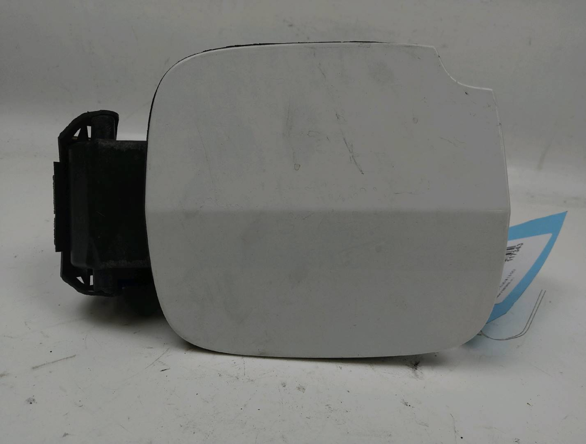 VOLET DE TRAPPE CARBURANT