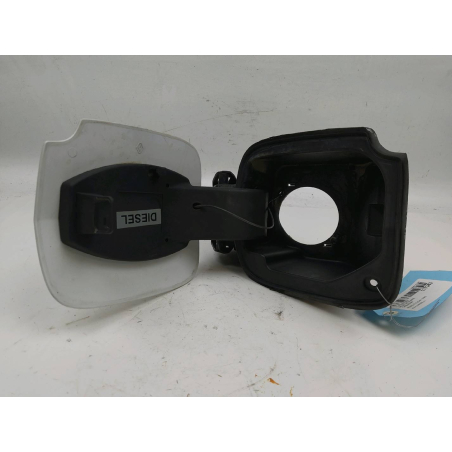 VOLET DE TRAPPE CARBURANT