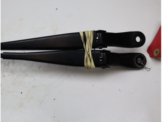 BRAS ESSUIE-GLACE AV