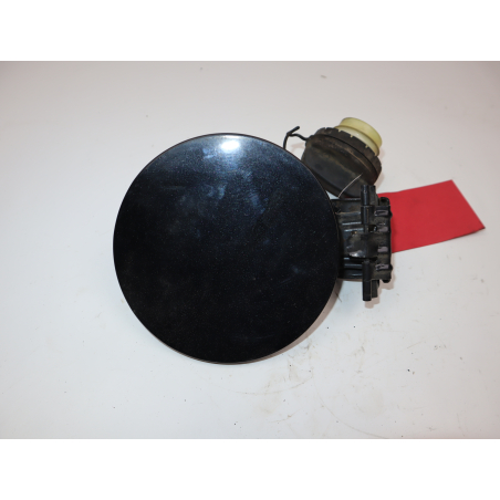 VOLET DE TRAPPE CARBURANT