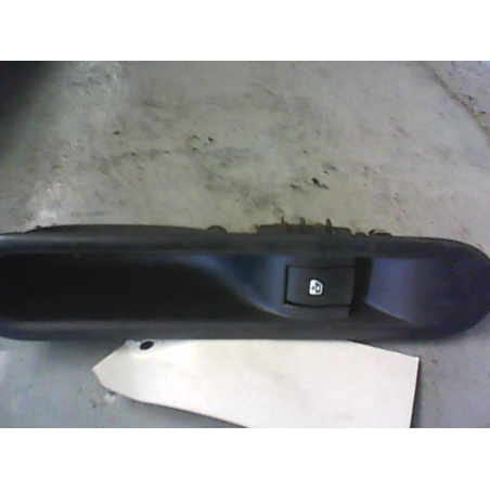 COMMANDE LEVE-GLACE PORTE ARD