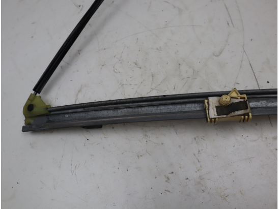 MECANISME+MOTEUR LEVE-GLACE AVD