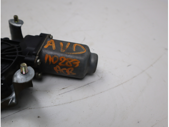 MECANISME+MOTEUR LEVE-GLACE AVD