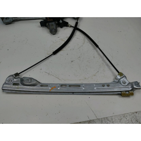 MECANISME+MOTEUR LEVE-GLACE AVD