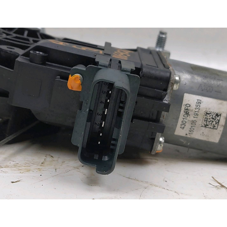 MECANISME+MOTEUR LEVE-GLACE AVD