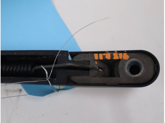 BRAS ESSUIE-GLACE AR