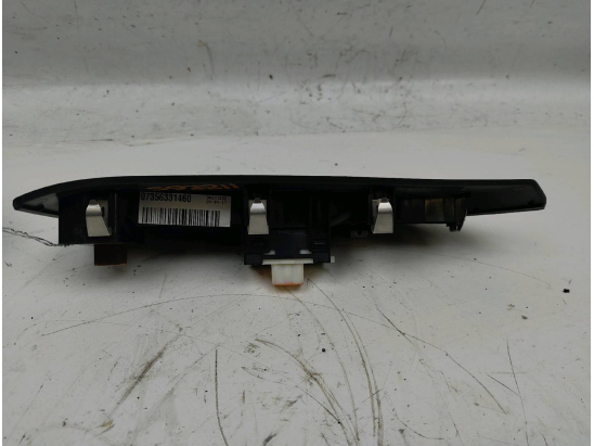 COMMANDE LEVE-GLACE PORTE AVD