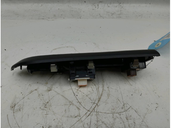 COMMANDE LEVE-GLACE PORTE AVD