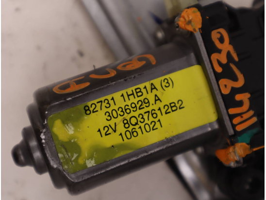 MECANISME+MOTEUR LEVE-GLACE ARD