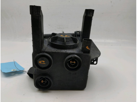 PHARE ANTIBROUILLARD AVD