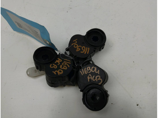 MOTEUR VOLET DE CHAUFFAGE