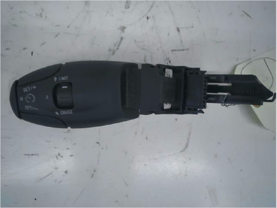 COMMANDE REGULATEUR DE VITESSE