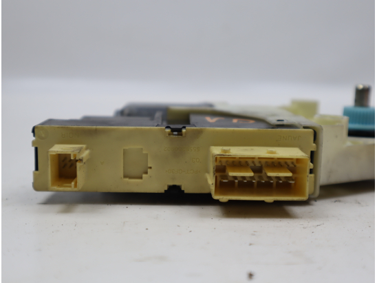 MOTEUR LEVE-VITRE AVD