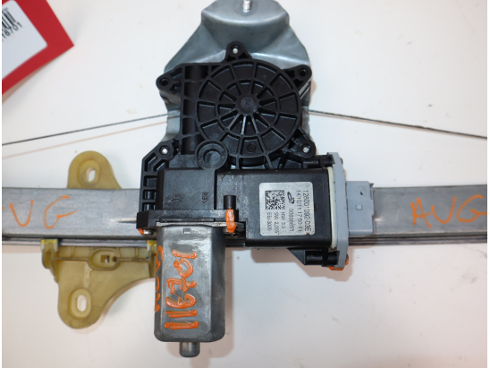 MECANISME+MOTEUR LEVE-GLACE AVG