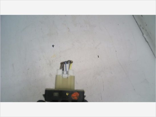 COMMANDE LEVE-GLACE PORTE AVD