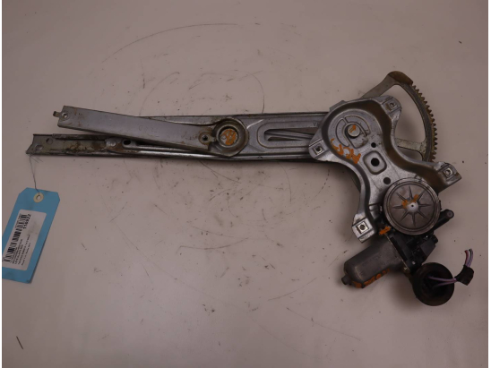 Mecanisme + moteur lève-glace avant droit occasion TOYOTA YARIS III Phase 1 - 1.4 D 90ch