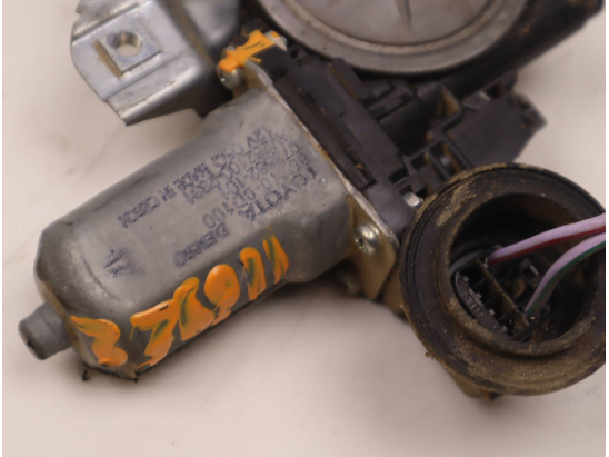 Mecanisme + moteur lève-glace avant droit occasion TOYOTA YARIS III Phase 1 - 1.4 D 90ch