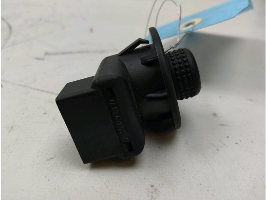COMMANDE RETROVISSEUR EXT ELECTRIQUE
