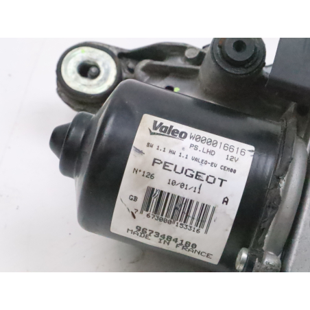 MOTEUR ESSUIE-GLACE AV DROIT