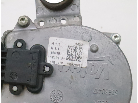 MOTEUR ESSUIE-GLACE AV DROIT