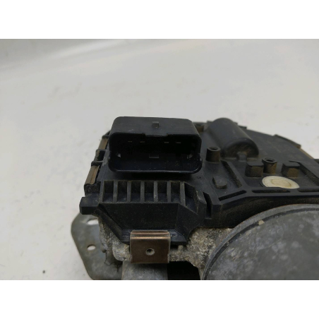 MOTEUR ESSUIE-GLACE AV DROIT