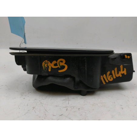 VOLET DE TRAPPE CARBURANT