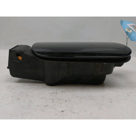 VOLET DE TRAPPE CARBURANT