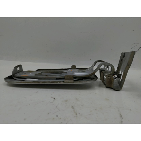 VOLET DE TRAPPE CARBURANT