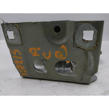 VOLET DE TRAPPE CARBURANT