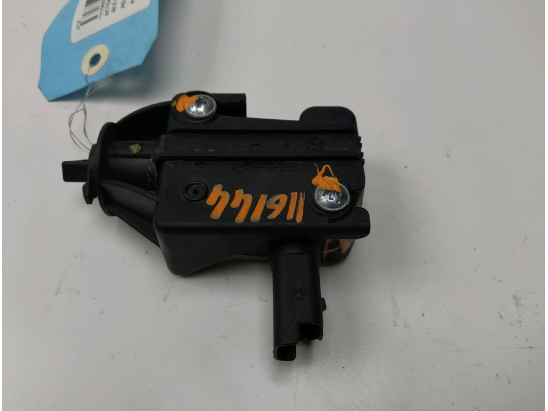 ACTIONNEUR PORTILLON AILE ARD