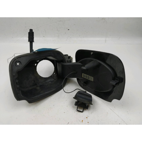 VOLET DE TRAPPE CARBURANT