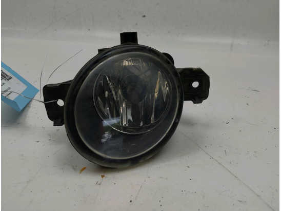 PHARE ANTIBROUILLARD AVD