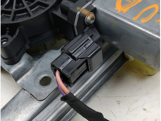 MECANISME+MOTEUR LEVE-GLACE AVD