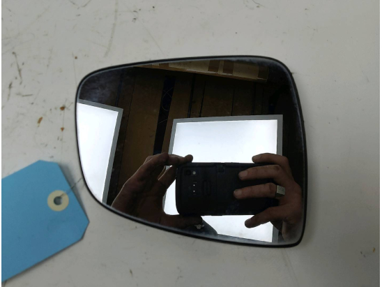 GLACE  RETROVISEUR EXT D