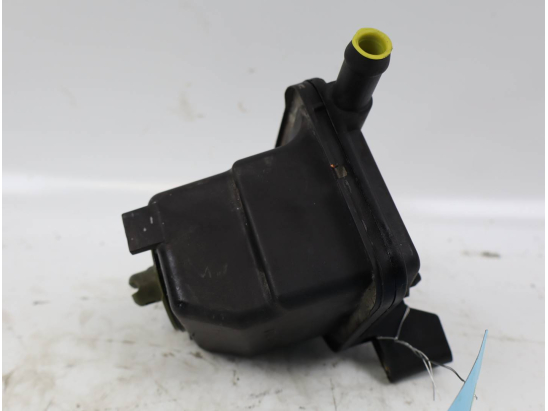 RESERVOIR POMPE DIRECTION