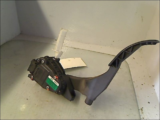 POTENTIOMETRE ACCELERATEUR