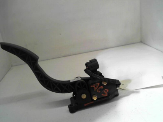 POTENTIOMETRE ACCELERATEUR