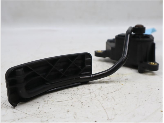 POTENTIOMETRE ACCELERATEUR