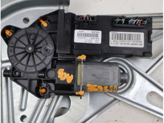 MECANISME+MOTEUR LEVE-GLACE AVG