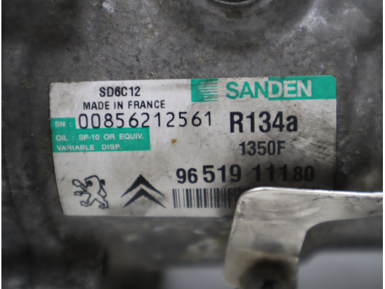 COMPRESSEUR AIR CONDITIONNE