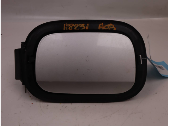 VOLET DE TRAPPE CARBURANT