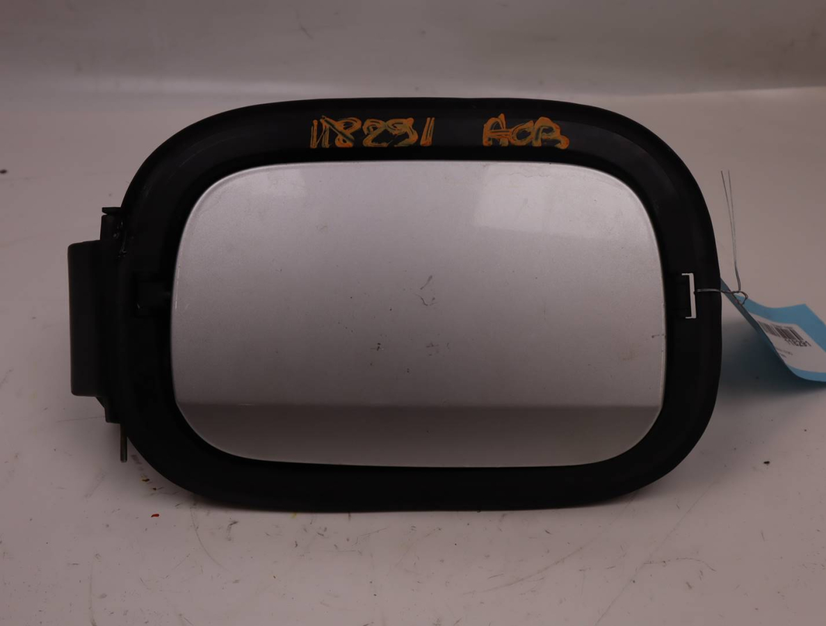 VOLET DE TRAPPE CARBURANT