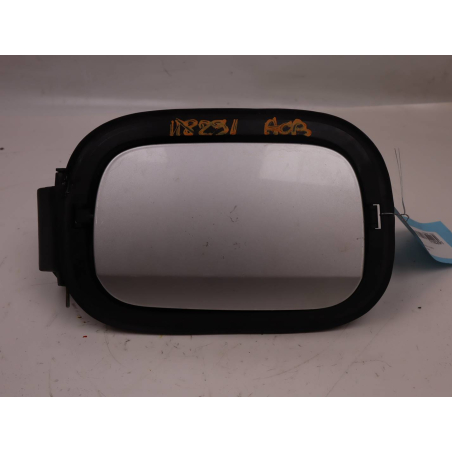 VOLET DE TRAPPE CARBURANT