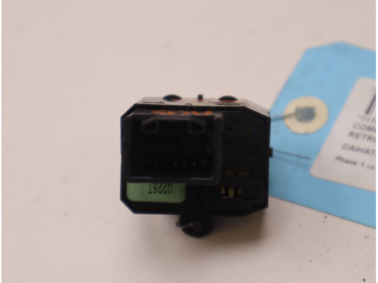 COMMANDE RETROVISSEUR EXT ELECTRIQUE