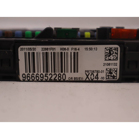 BSI (PLATINE FUSIBLE HABITACLE)