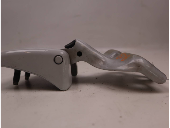 CHARNIERE PORTE AVG SUP