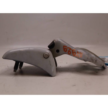 CHARNIERE PORTE AVD INF