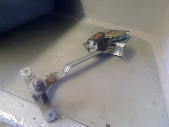 MOTEUR ESSUIE-GLACE AR