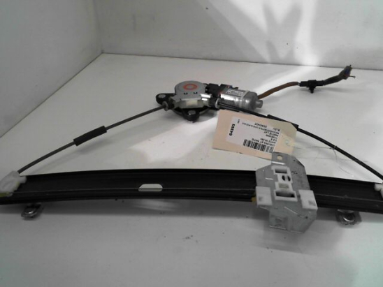 MECANISME+MOTEUR LEVE-GLACE AVD