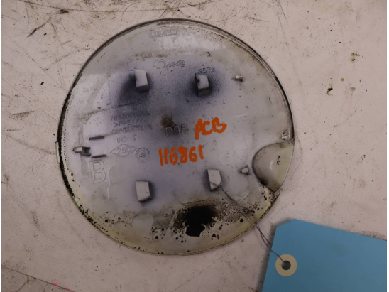 VOLET DE TRAPPE CARBURANT